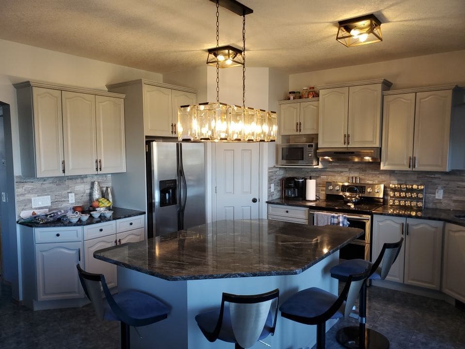 Yellow Oak Kitchen Repainted Grey after 1