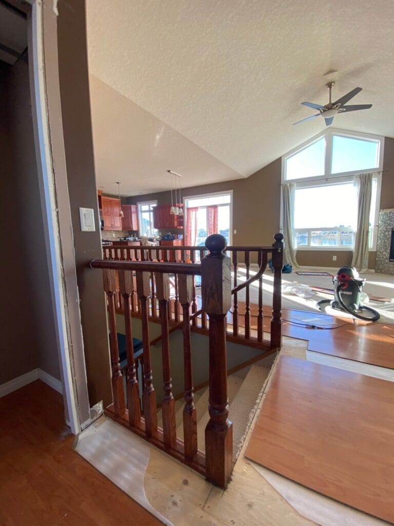 banister rail painting before 4