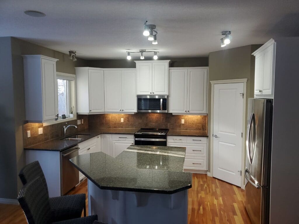 Orange to vivid white 9