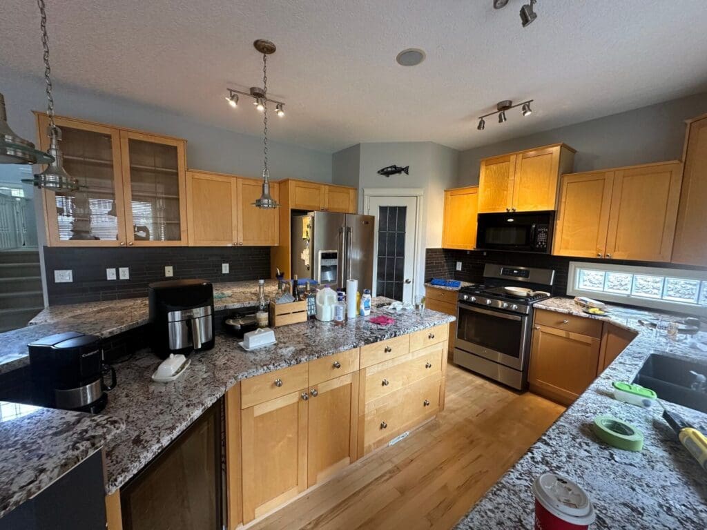 white kitchen before 2