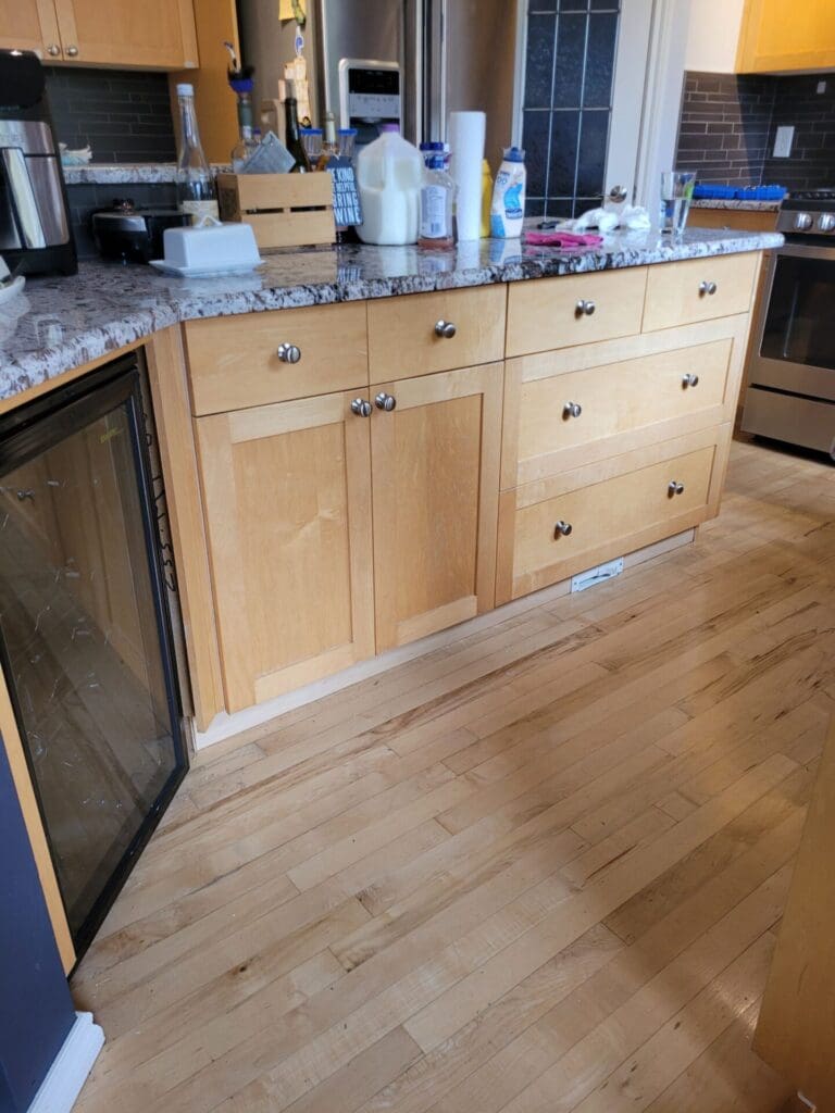 white kitchen before 5