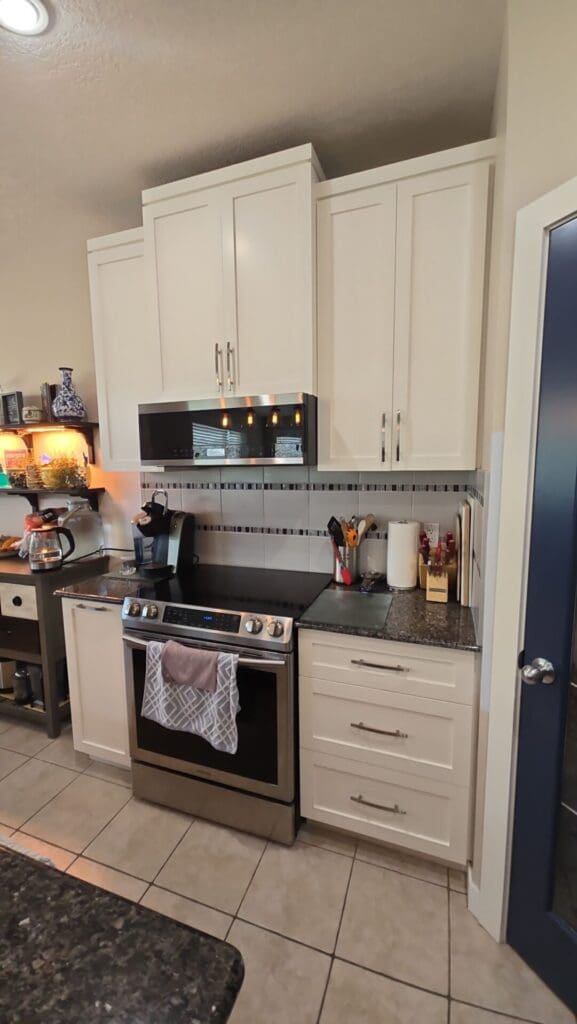 blue and white kitchen 1