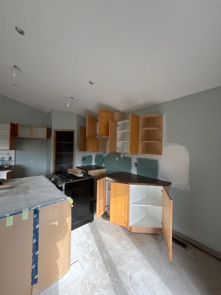 stylish black handles 16