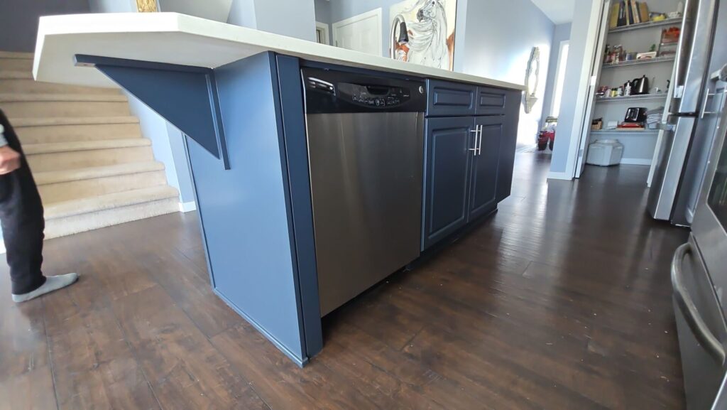 two-tone blue home 1