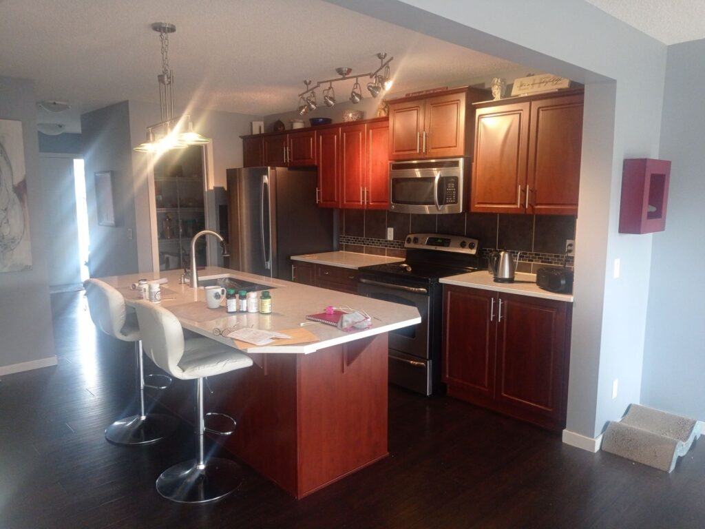 two-tone blue home 7