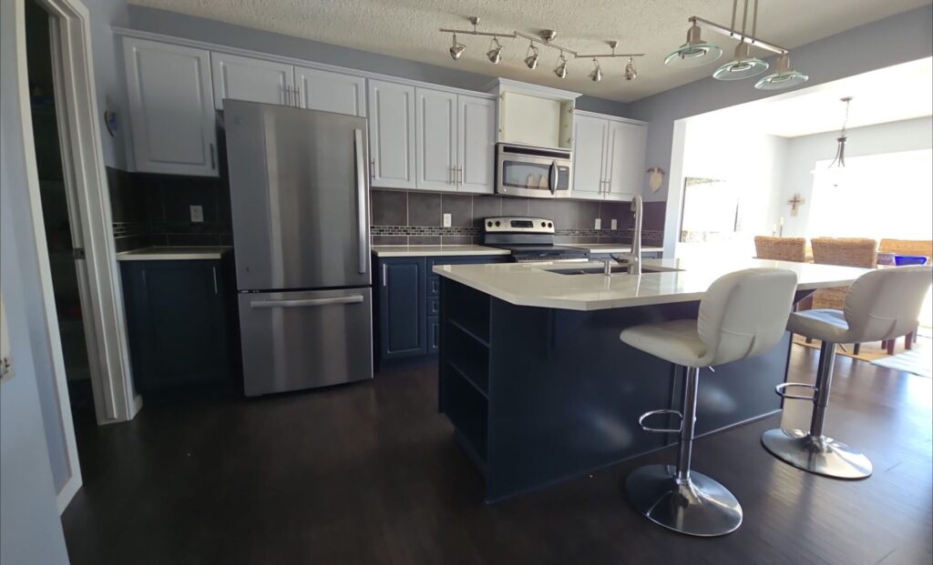 two-tone blue home 6