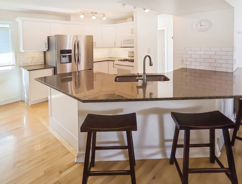 bright fresh kitchen white